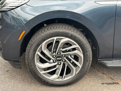 2026 Lincoln Navigator L Premiere