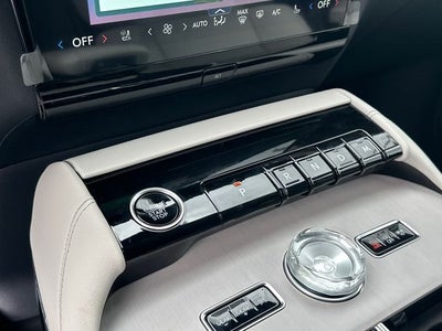 2026 Lincoln Navigator L Premiere
