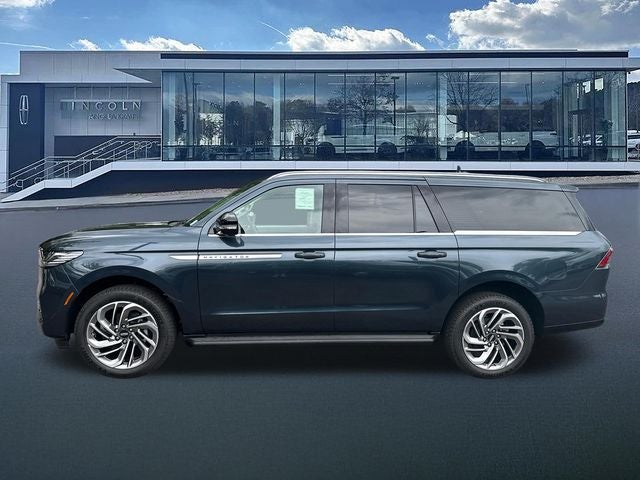 2026 Lincoln Navigator L Premiere