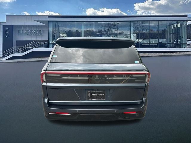 2026 Lincoln Navigator L Premiere
