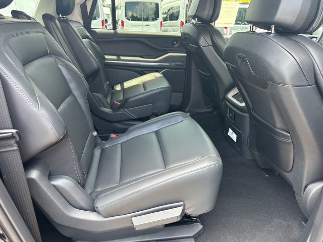 2026 Lincoln Navigator L Premiere
