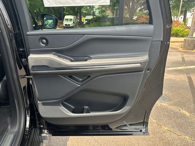 2026 Lincoln Navigator L Premiere