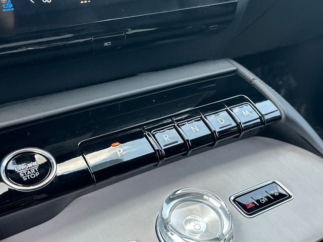 2026 Lincoln Navigator L Premiere