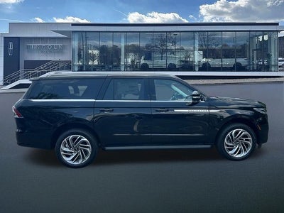 2026 Lincoln Navigator L Premiere