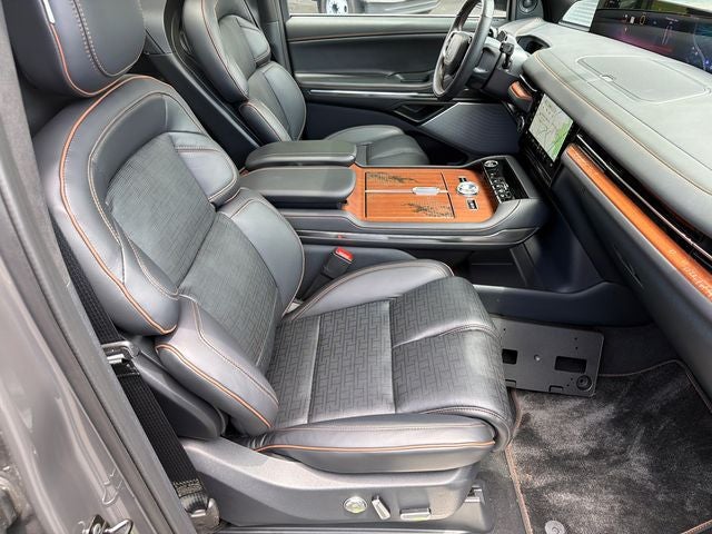 2026 Lincoln Navigator L Black Label
