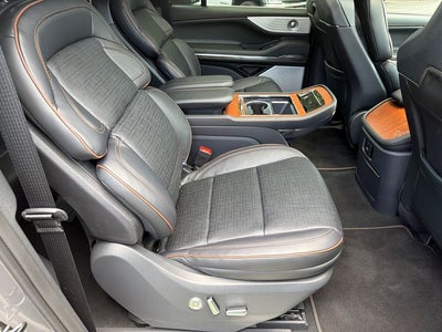 2026 Lincoln Navigator L Black Label