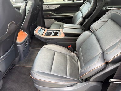 2026 Lincoln Navigator L Black Label