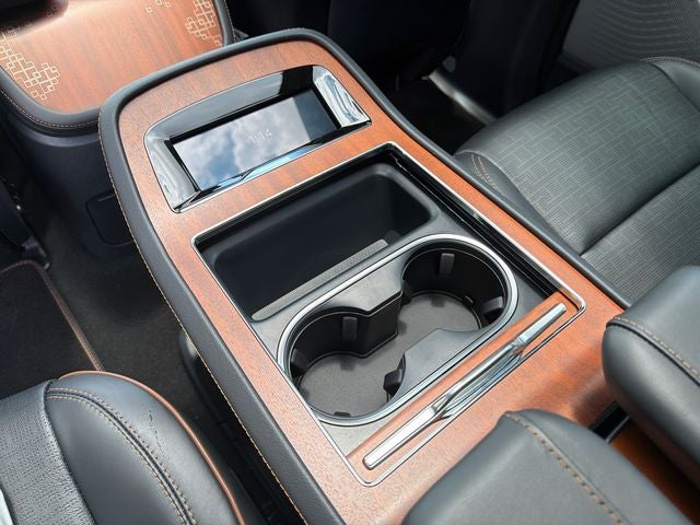 2026 Lincoln Navigator L Black Label