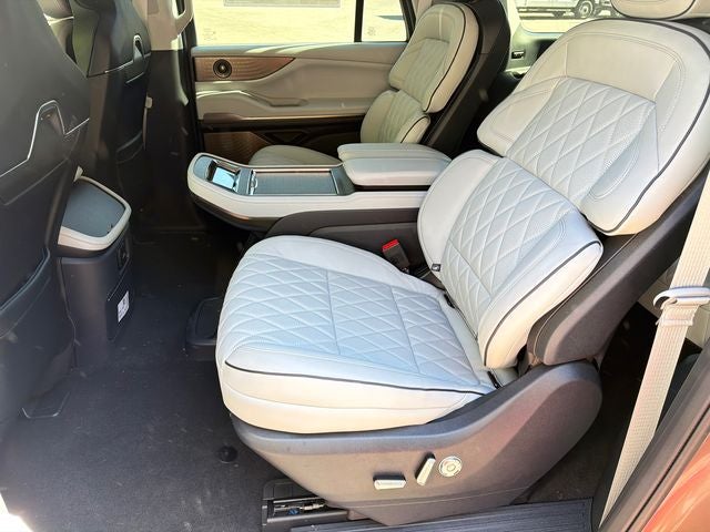 2026 Lincoln Navigator L Black Label