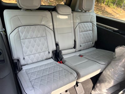2026 Lincoln Navigator L Black Label