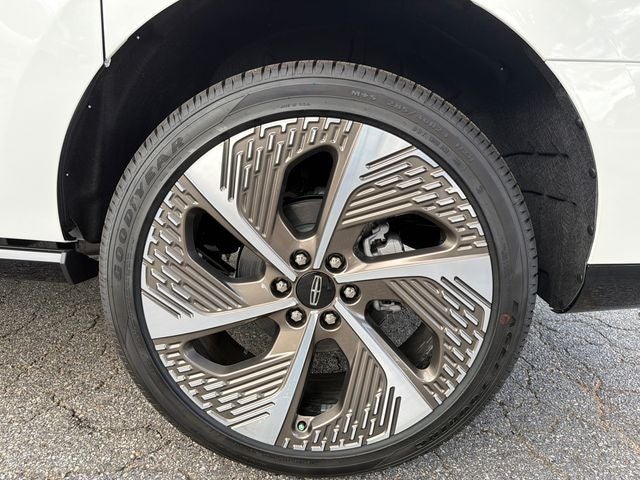 2027 Lincoln Navigator L Black Label