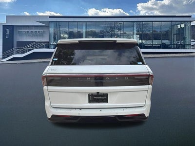2027 Lincoln Navigator L Black Label
