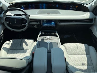 2025 Lincoln Navigator L Black Label
