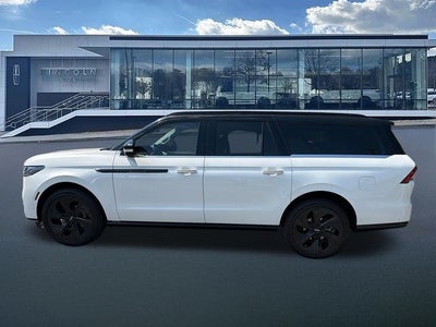 2025 Lincoln Navigator L Black Label