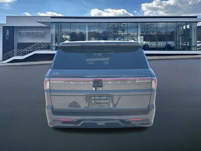 2027 Lincoln Navigator L Black Label