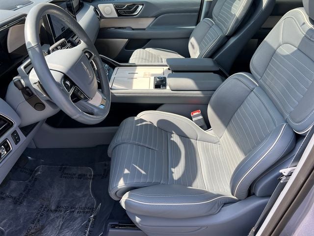 2023 Lincoln Navigator L Black Label