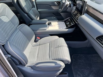 2023 Lincoln Navigator L Black Label