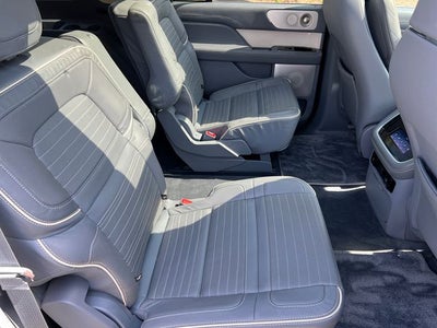 2023 Lincoln Navigator L Black Label
