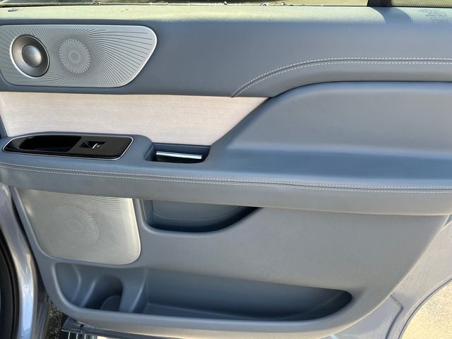 2023 Lincoln Navigator L Black Label