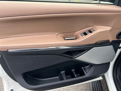 2027 Lincoln Navigator L Black Label