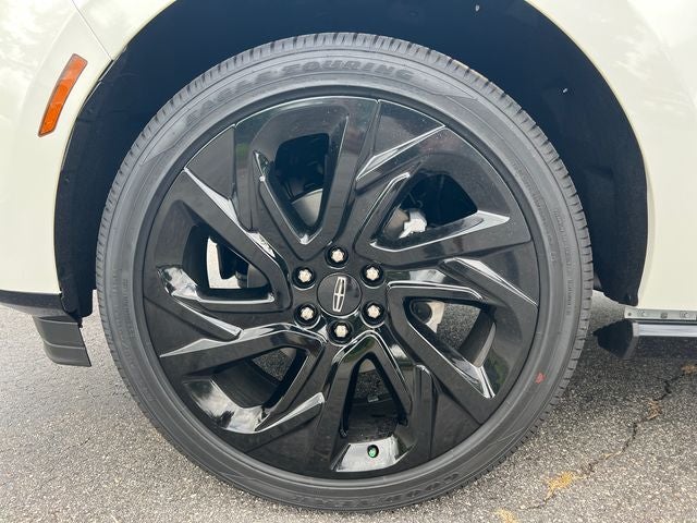 2027 Lincoln Navigator L Black Label