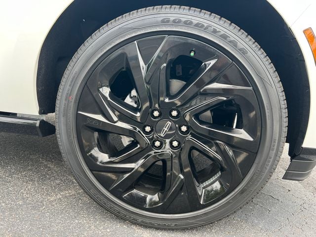 2027 Lincoln Navigator L Black Label