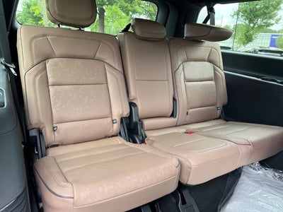 2027 Lincoln Navigator L Black Label