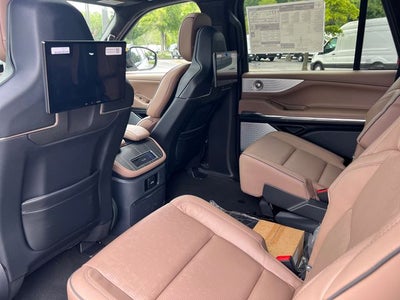 2027 Lincoln Navigator L Black Label