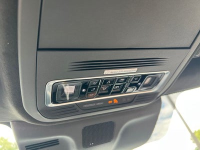 2027 Lincoln Navigator L Black Label