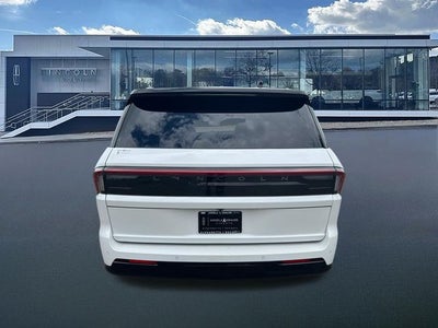 2027 Lincoln Navigator L Black Label
