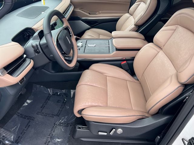 2027 Lincoln Navigator L Black Label