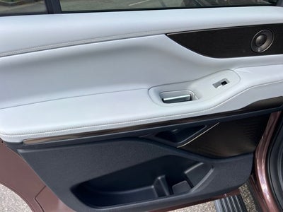 2027 Lincoln Navigator L Black Label