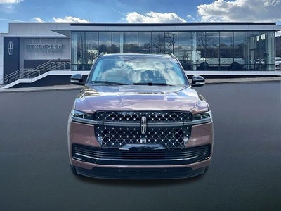 2027 Lincoln Navigator L Black Label