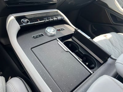 2027 Lincoln Navigator L Black Label