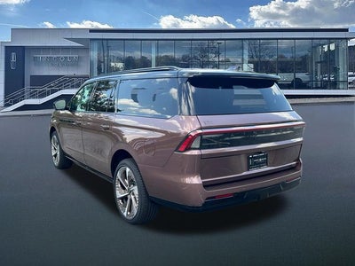 2027 Lincoln Navigator L Black Label