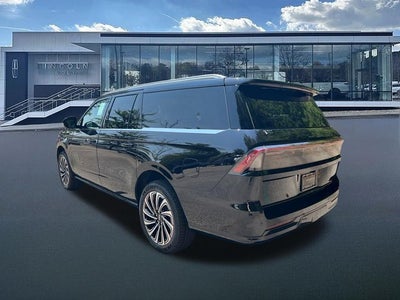 2027 Lincoln Navigator L Black Label