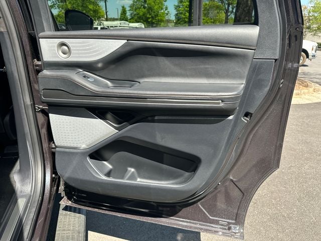 2026 Lincoln Navigator L Black Label
