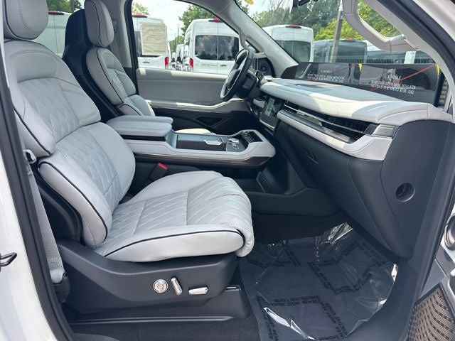2026 Lincoln Navigator L Black Label