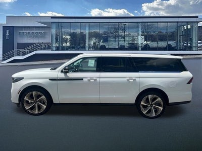 2027 Lincoln Navigator L Black Label