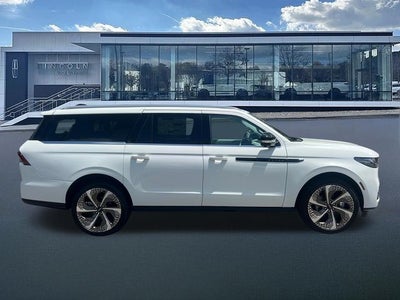 2027 Lincoln Navigator L Black Label
