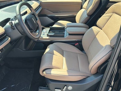 2027 Lincoln Navigator L Black Label