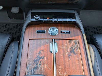 2025 Lincoln Navigator L Black Label