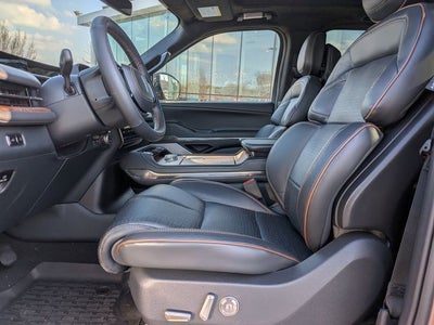 2025 Lincoln Navigator L Black Label