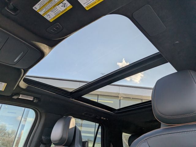 2025 Lincoln Navigator L Black Label