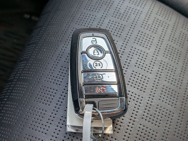 2025 Lincoln Navigator L Black Label