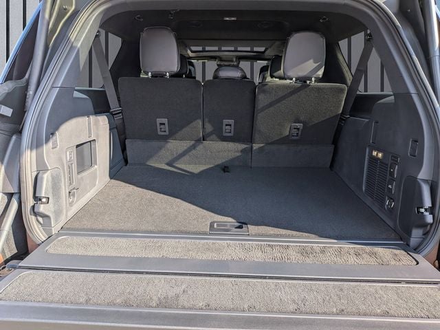 2025 Lincoln Navigator L Black Label