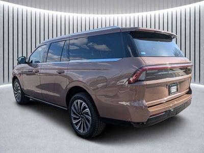 2025 Lincoln Navigator L Black Label