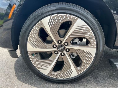2027 Lincoln Navigator L Black Label