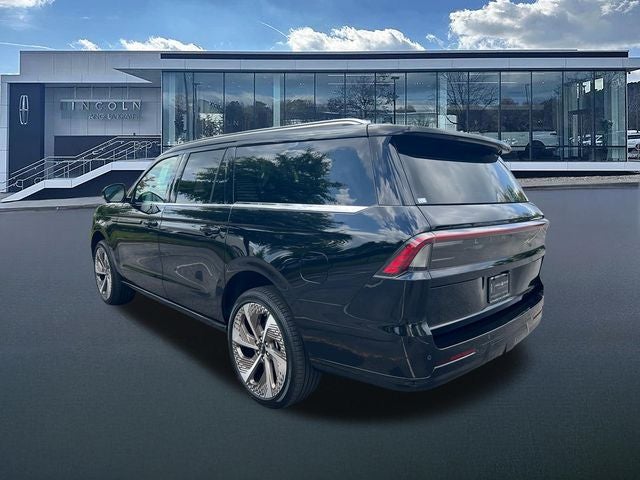 2027 Lincoln Navigator L Black Label