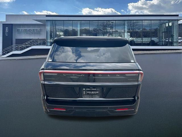 2027 Lincoln Navigator L Black Label